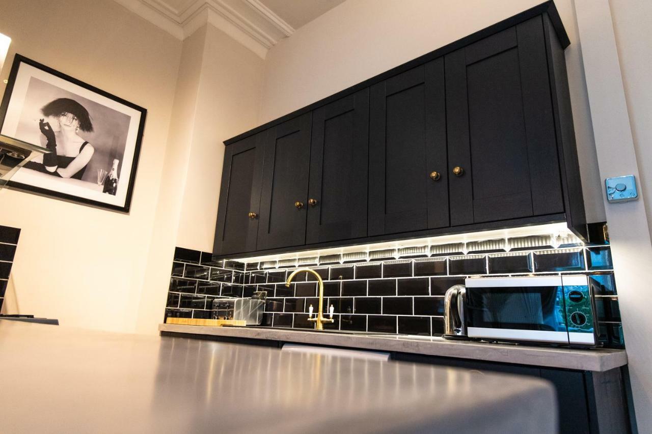 Court House Apartment Cheltenham Bagian luar foto