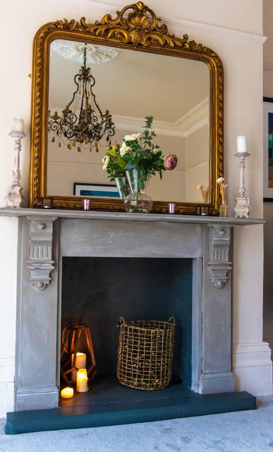 Court House Apartment Cheltenham Bagian luar foto