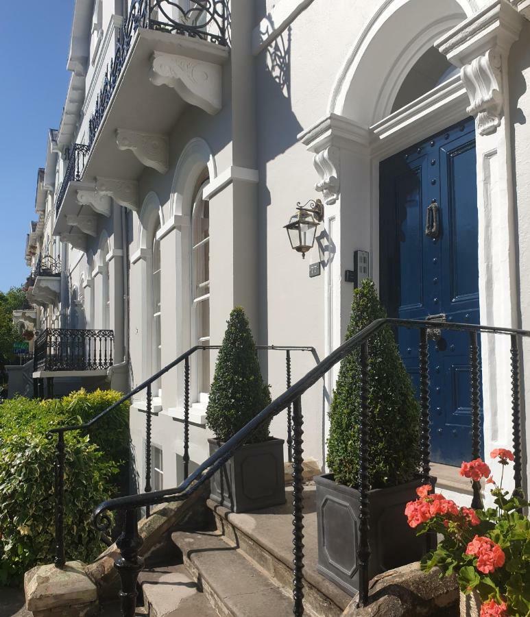 Court House Apartment Cheltenham Bagian luar foto