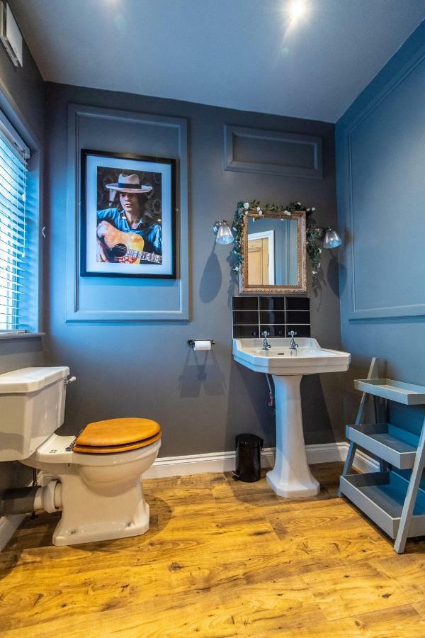 Court House Apartment Cheltenham Bagian luar foto