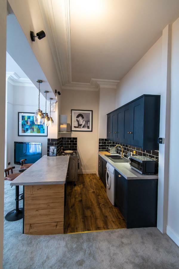 Court House Apartment Cheltenham Bagian luar foto