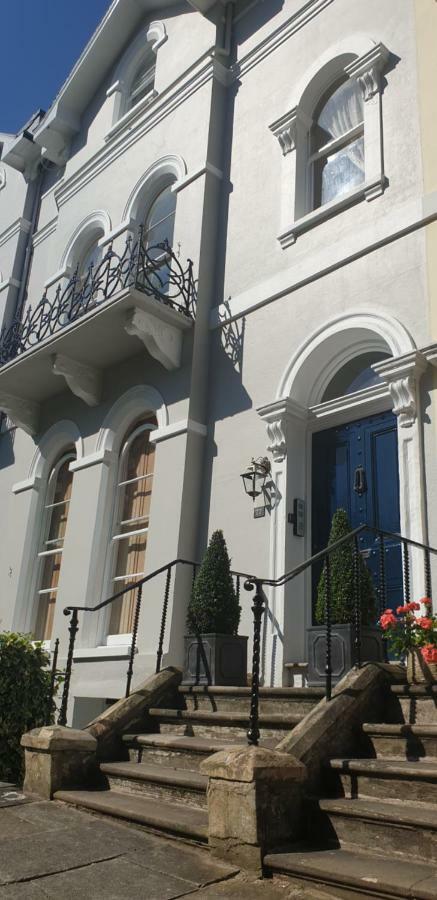 Court House Apartment Cheltenham Bagian luar foto