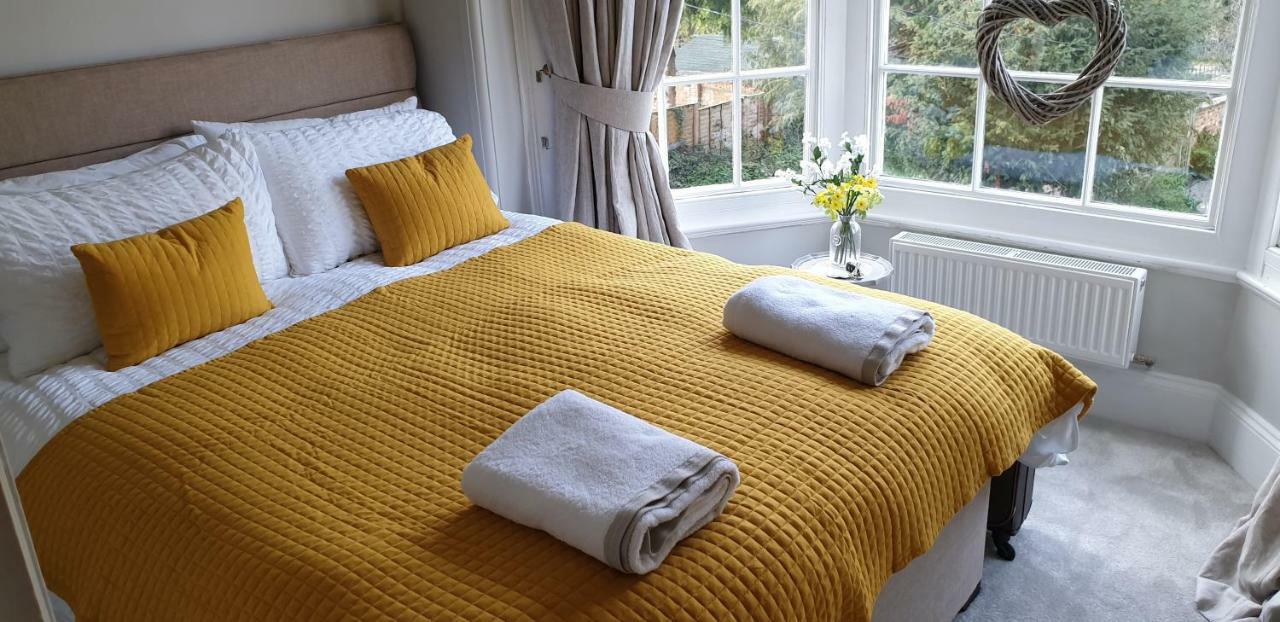 Court House Apartment Cheltenham Bagian luar foto
