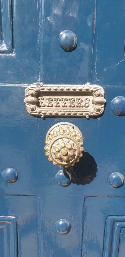 Court House Apartment Cheltenham Bagian luar foto